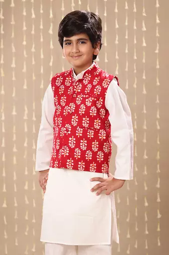 White kurta set with red jaipuri floral printed jacket