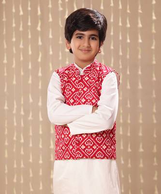 White kurta set with red jaipuri ikat printed jacket 4