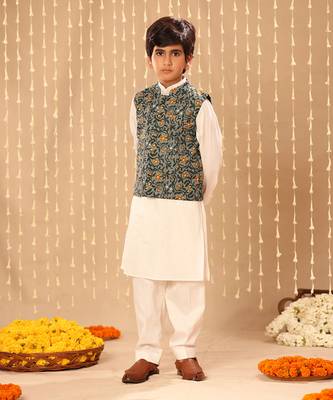 White kurta set with grey jaipuri floral printed jacket 2