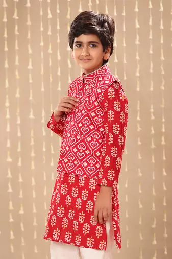 Red jaipuri floral printed kurta set with red ikat print jacket