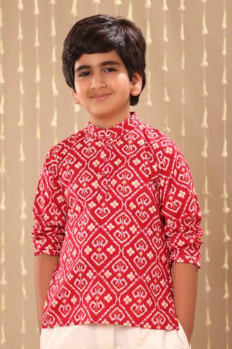 Red ikat printed short kurta