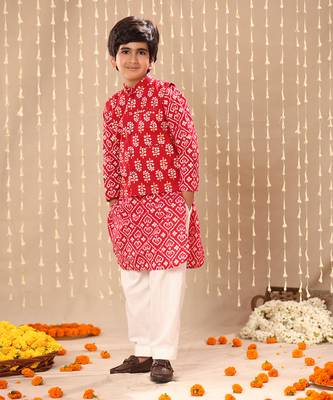 Red jaipuri floral printed Kurta pyjama With jacket 1
