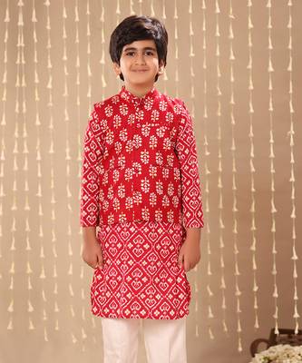 Red jaipuri floral printed Kurta pyjama With jacket 2
