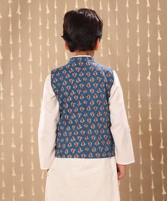 Blue jaipuri buti printed jacket 4