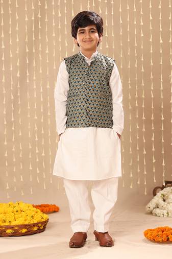 Grey jaipuri butti printed jacket