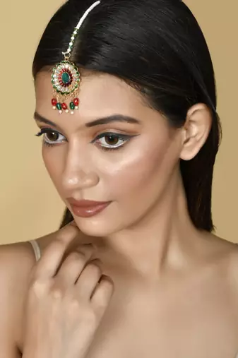 Meenakari kundan matha tikka