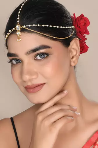 Classic traditional kundan matha patti