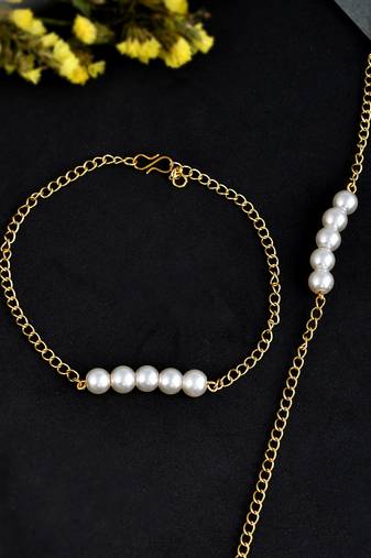 Gold plated pearl anklet for women