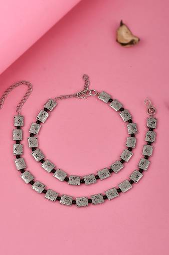 Silver plated square beaded oxidised chain anklet