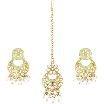 Traditional Kundan Pearl with Meena Work Earrings with Maang Tikka Set 4