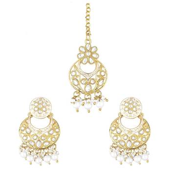 Traditional Kundan Pearl with Meena Work Earrings with Maang Tikka Set 1