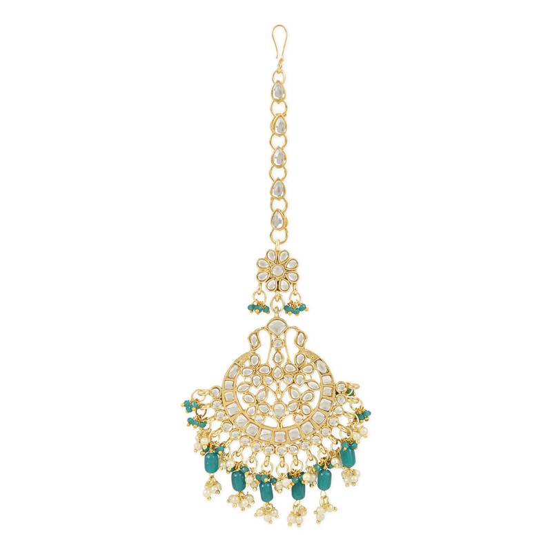 Traditional Big Kundan & Pearl Chandbali Earrings with Maang Tikka Set