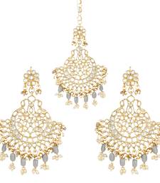 Traditional Big Kundan & Pearl Chandbali Earrings with Maang Tikka Set