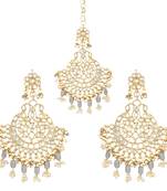 Traditional Big Kundan & Pearl Chandbali Earrings with Maang Tikka Set