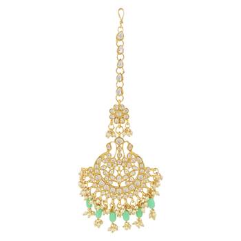 Traditional Big Kundan & Pearl Chandbali Earrings with Maang Tikka Set 3
