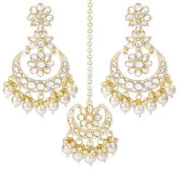 Traditional Handcrafted Kundan Adorned With Pearls Earrings With Maang Tikka Set 1