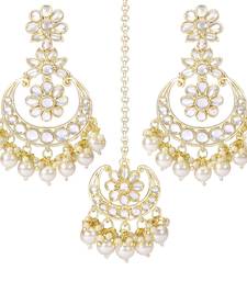 Traditional Handcrafted Kundan Adorned With Pearls Earrings With Maang Tikka Set