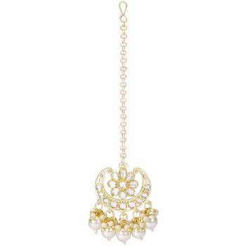 Traditional Handcrafted Kundan Adorned With Pearls Earrings With Maang Tikka Set 3