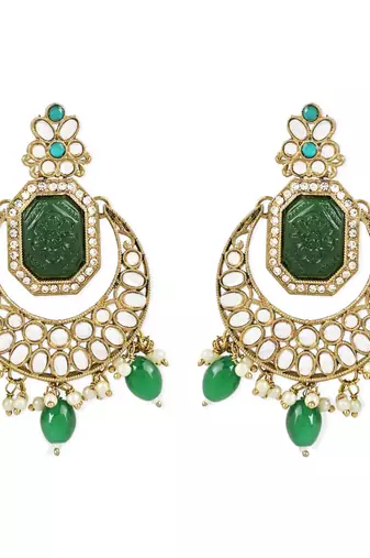 Traditional Pearl Hanging Kundan Stone Studed Chandbali Earring With Maang Tikka