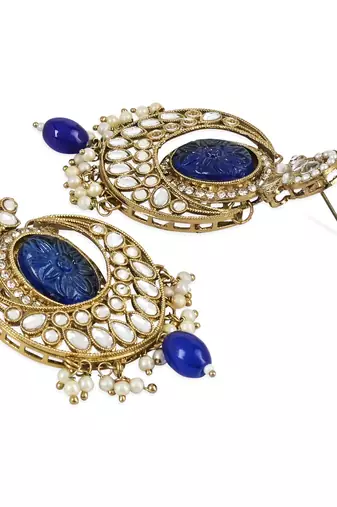 Traditional Pearl Hanging Kundan Stone Studed Chandbali Earring With Maang Tikka