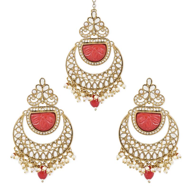 Traditional Pearl Hanging Kundan Stone Studed Chandbali Earring With Maang Tikka