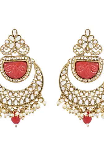 Traditional Pearl Hanging Kundan Stone Studed Chandbali Earring With Maang Tikka