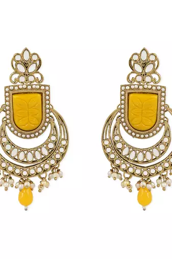 I Jewels Traditional Pearl Hanging Kundan Stone Studed Chandbali Earring With Maang Tikka