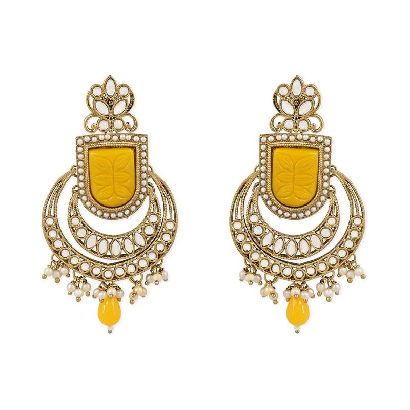 I Jewels Traditional Pearl Hanging Kundan Stone Studed Chandbali Earring With Maang Tikka
