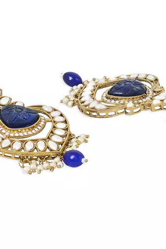 Traditional Pearl Hanging Kundan Stone Studed Chandbali Earring With Maang Tikka