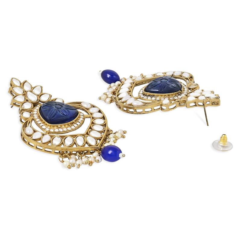 Traditional Pearl Hanging Kundan Stone Studed Chandbali Earring With Maang Tikka