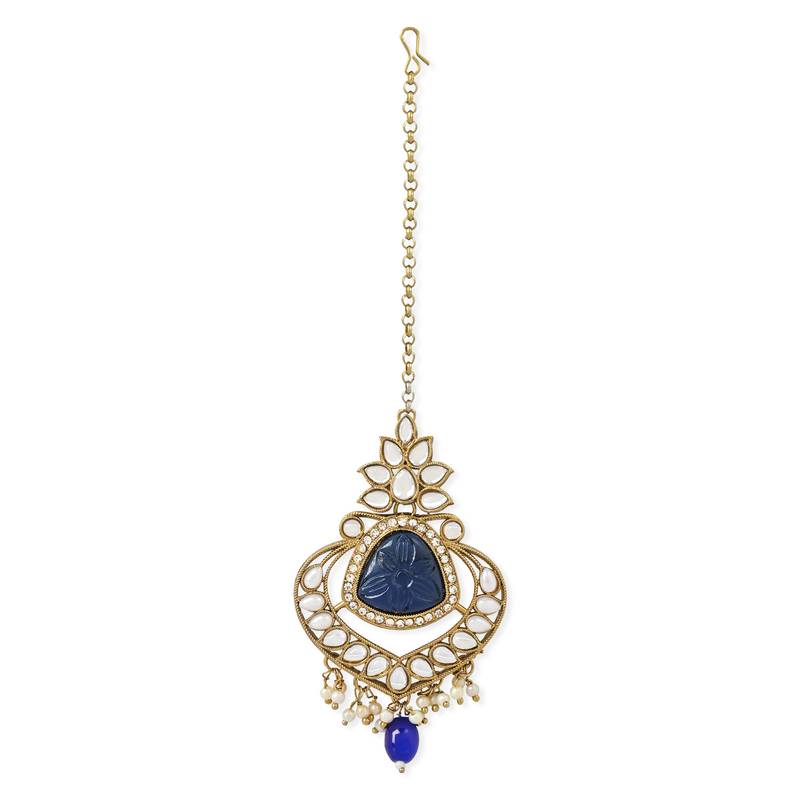 Traditional Pearl Hanging Kundan Stone Studed Chandbali Earring With Maang Tikka