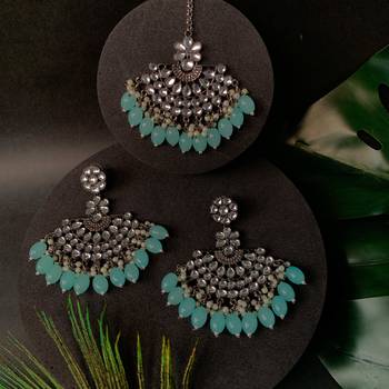 Navratri Ethnic Stylish Silver Oxidised Kundan Pearl Chandbali Earrings With Maang Tikka Set 1