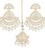 Traditional Kundan & Pearl Chandbali Earrings With Maang Tikka Set