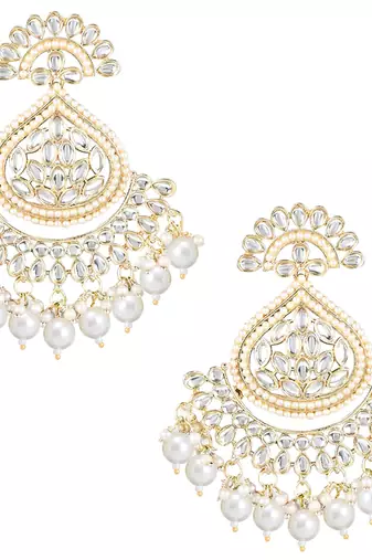 Traditional Kundan & Pearl Chandbali Earrings With Maang Tikka Set