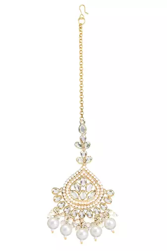 Traditional Kundan & Pearl Chandbali Earrings With Maang Tikka Set