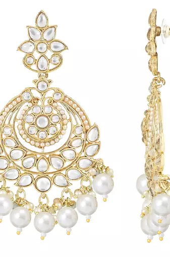 Traditional Kundan & Pearl Chandbali Earrings With Maang Tikka Set