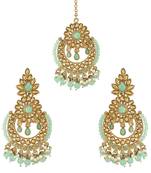 Traditional Kundan Pearl Drop Earrings With Maang Tikka Set