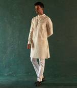Ivory chevron pattern bundi & kurta set