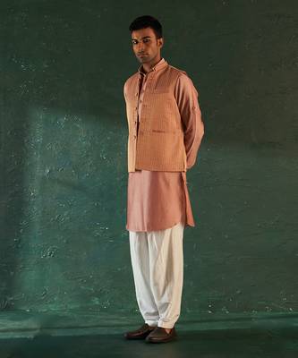 Rose pink stripe pattern bundi & kurta set 1