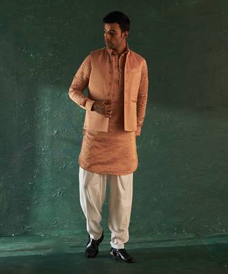 Rose pink tissue striped bundi & kurta set 1