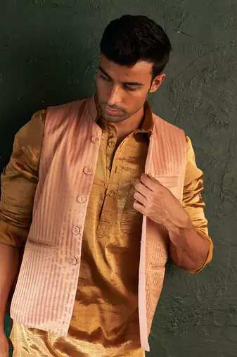 Rose pink tissue bundi metallic kurta set