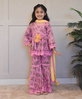 Pink printed kurti sharara set 1