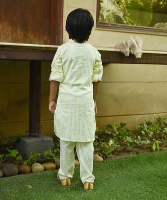 Green printed kurta set 2