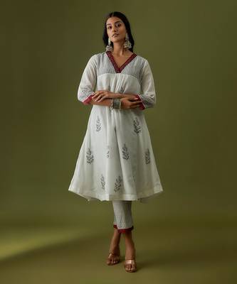Ivory block printed kurta set 1