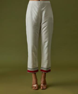Ivory block printed and embroidered leaf motif kurta set 3