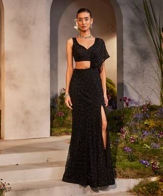Lainey black pre-draped saree 1