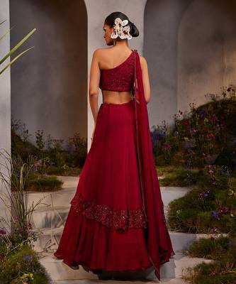 Lyla maroon skirt set 3