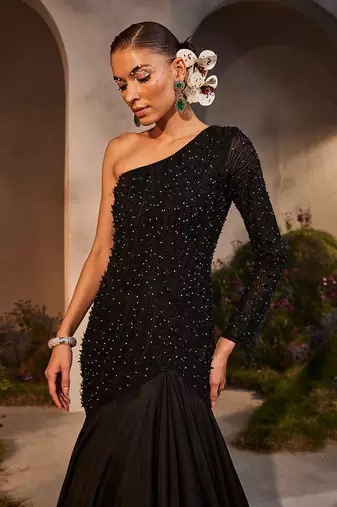 Lana black gown