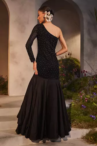 Lana black gown