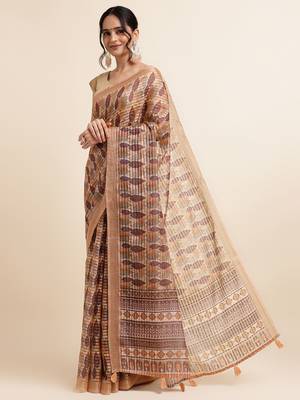 Biege Cotton Dobbi Digital Print Saree Cotton Blend Saree With Blouse Piece 2